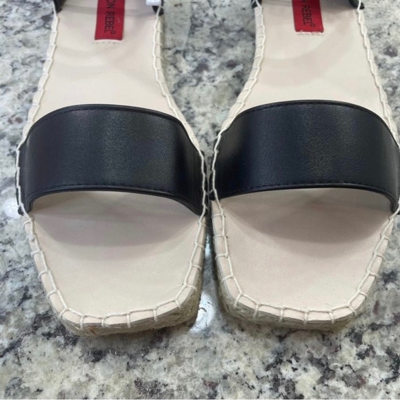 ASOS London Rebel Square Toe Espadrille Two Part
Sandals - Picture 2 of 4